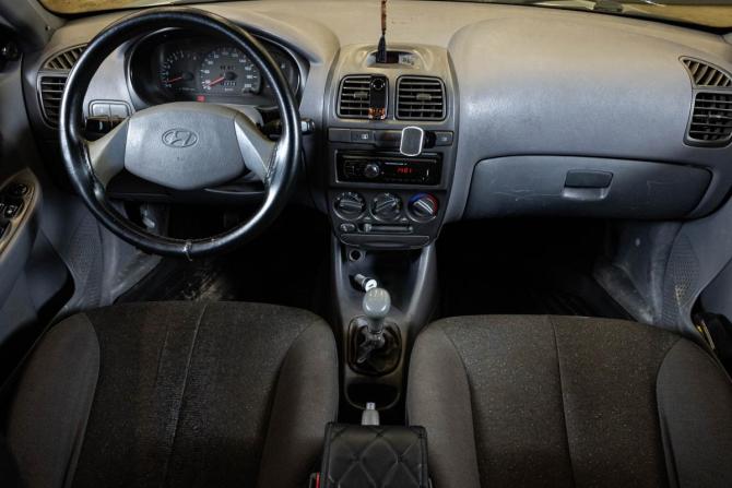 Hyundai Accent II Рестайлинг с пробегом 2004 года, цена 209 000 рублей, 322393 км, седан, Автокод Объявления