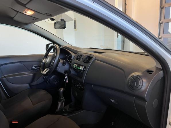 Renault Sandero II Рестайлинг с пробегом 2019 года, цена 1 070 000 рублей, 72095 км, хэтчбек, Автокод Объявления