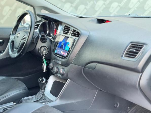 Kia Ceed II с пробегом 2013 года, цена 940 000 рублей, 162500 км, универсал, Автокод Объявления
