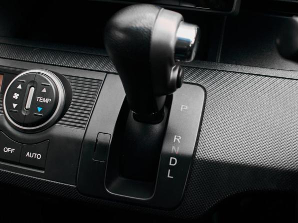 Honda Freed I с пробегом 2010 года, цена 920 000 рублей, 181882 км, компактвэн, Автокод Объявления
