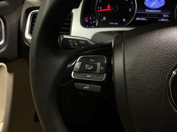 Volkswagen Touareg II с пробегом 2011 года, цена 1 950 000 рублей, 285565 км, внедорожник, Автокод Объявления