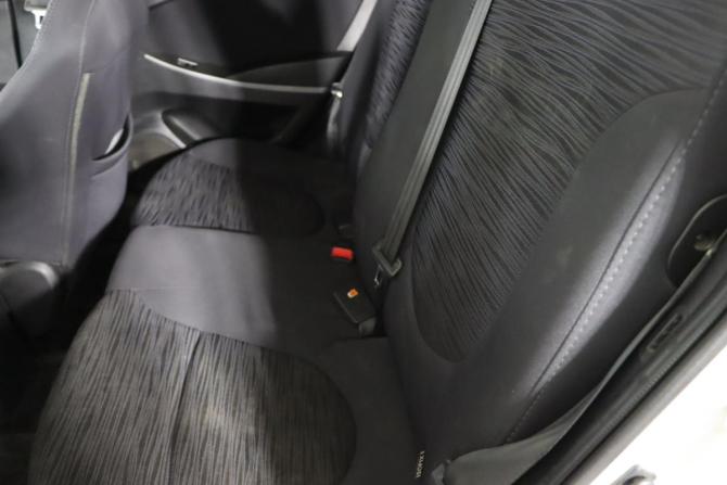 Hyundai Solaris I Рестайлинг с пробегом 2014 года, цена 949 990 рублей, 114643 км, хэтчбек, Автокод Объявления