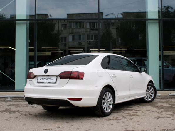 Volkswagen Jetta VI с пробегом 2014 года, цена 890 000 рублей, 303519 км, седан, Автокод Объявления