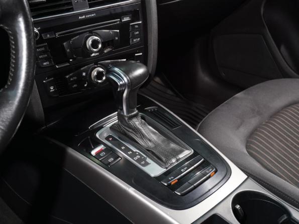 Audi A4 IV (B8) Рестайлинг с пробегом 2013 года, цена 848 000 рублей, 281756 км, седан, Автокод Объявления