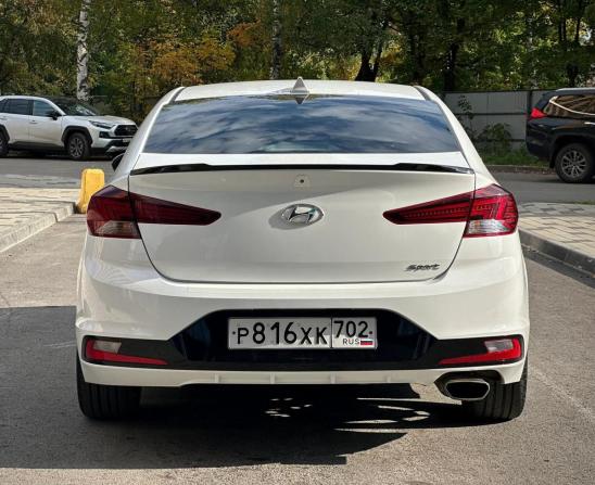 Hyundai Elantra VI (AD) Рестайлинг с пробегом 2019 года, цена 1 490 000 рублей, 134000 км, седан, Автокод Объявления