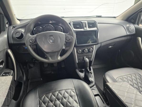 Renault Logan II с пробегом 2016 года, цена 690 000 рублей, 193000 км, седан, Автокод Объявления