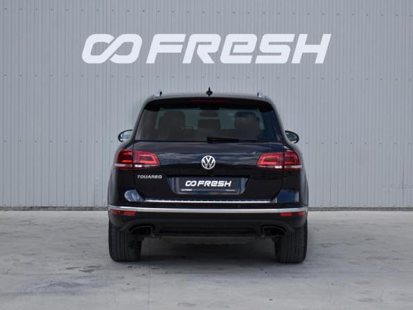 Volkswagen Touareg II Рестайлинг с пробегом 2018 года, цена 4 670 000 рублей, 46870 км, внедорожник, Автокод Объявления