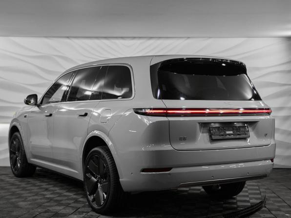 Новый Li Auto (Lixiang) L9 I Рестайлинг 2026 года, цена 12 090 000 рублей, внедорожник, Автокод Объявления