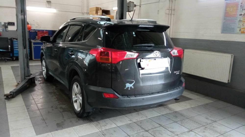 Toyota RAV4 IV (XA40) Санкт-Петербург  - изображение 4