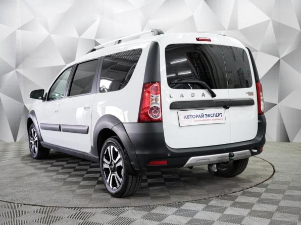 Lada (ВАЗ) Largus I Рестайлинг с пробегом 2021 года, цена 1 370 000 рублей, 68000 км, универсал, Автокод Объявления