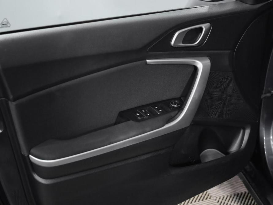 Kia Ceed III Санкт-Петербург  - изображение 18