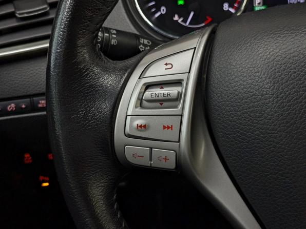 Nissan Qashqai II с пробегом 2018 года, цена 1 585 000 рублей, 106759 км, внедорожник, Автокод Объявления