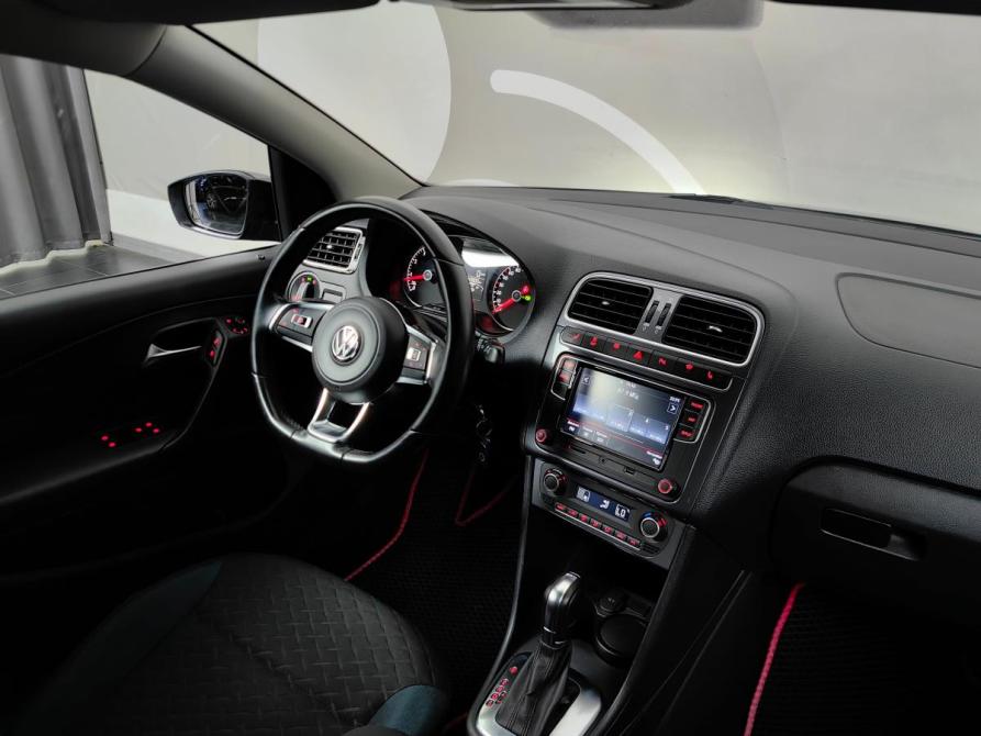 Volkswagen Polo V Рестайлинг Москва  - изображение 7