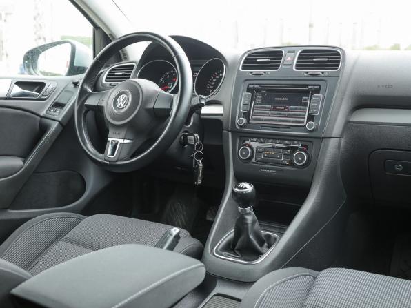 Volkswagen Golf VI с пробегом 2012 года, цена 999 000 рублей, 128100 км, хэтчбек, Автокод Объявления