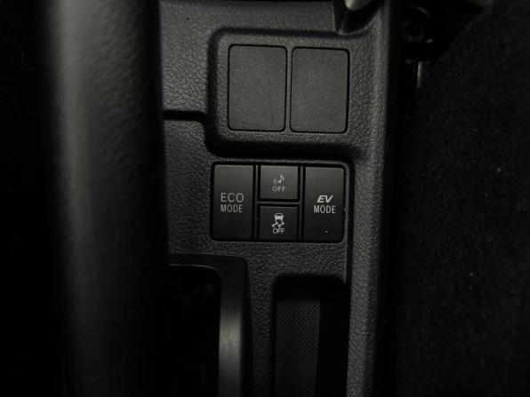 Toyota Corolla XI (E160 E170) Рестайлинг 2 с пробегом 2019 года, цена 1 410 000 рублей, 142892 км, универсал, Автокод Объявления