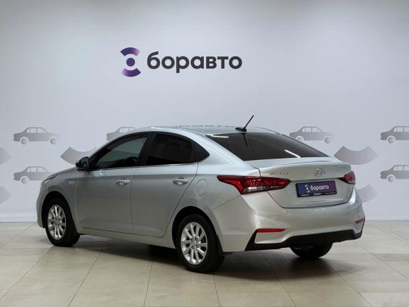 Hyundai Solaris II с пробегом 2018 года, цена 1 450 000 рублей, 105149 км, седан, Автокод Объявления