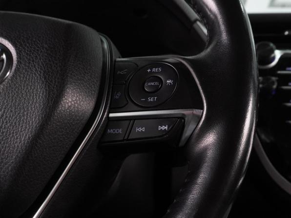 Toyota Camry VIII (XV70) с пробегом 2018 года, цена 3 234 000 рублей, 210950 км, седан, Автокод Объявления