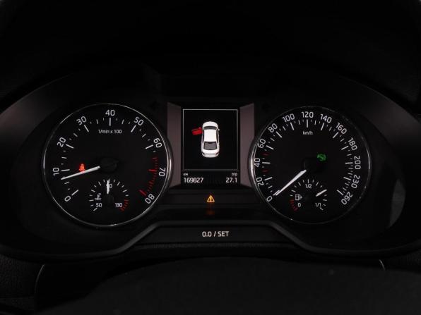 Skoda Octavia III (A7) с пробегом 2017 года, цена 1 599 000 рублей, 169827 км, лифтбек, Автокод Объявления