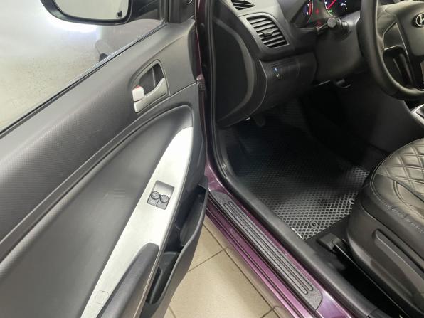 Hyundai Solaris I с пробегом 2012 года, цена 684 000 рублей, 228907 км, седан, Автокод Объявления