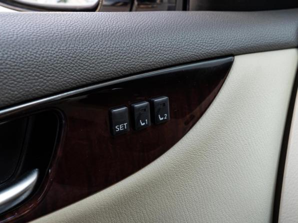 Infiniti QX50 I с пробегом 2014 года, цена 1 830 000 рублей, 105562 км, внедорожник, Автокод Объявления