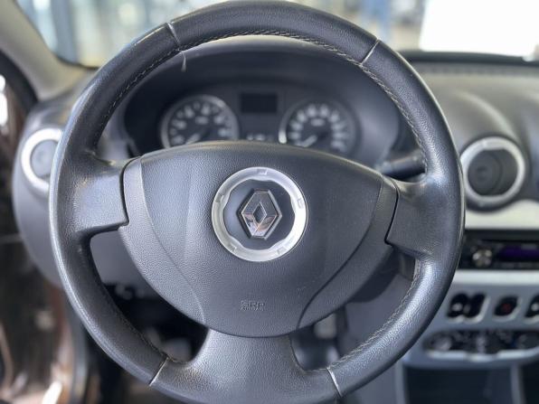 Renault Sandero I с пробегом 2014 года, цена 595 000 рублей, 211804 км, хэтчбек, Автокод Объявления