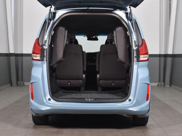 Honda Freed II Рестайлинг с пробегом 2020 года, цена 1 594 995 рублей, 72683 км, компактвэн, Автокод Объявления