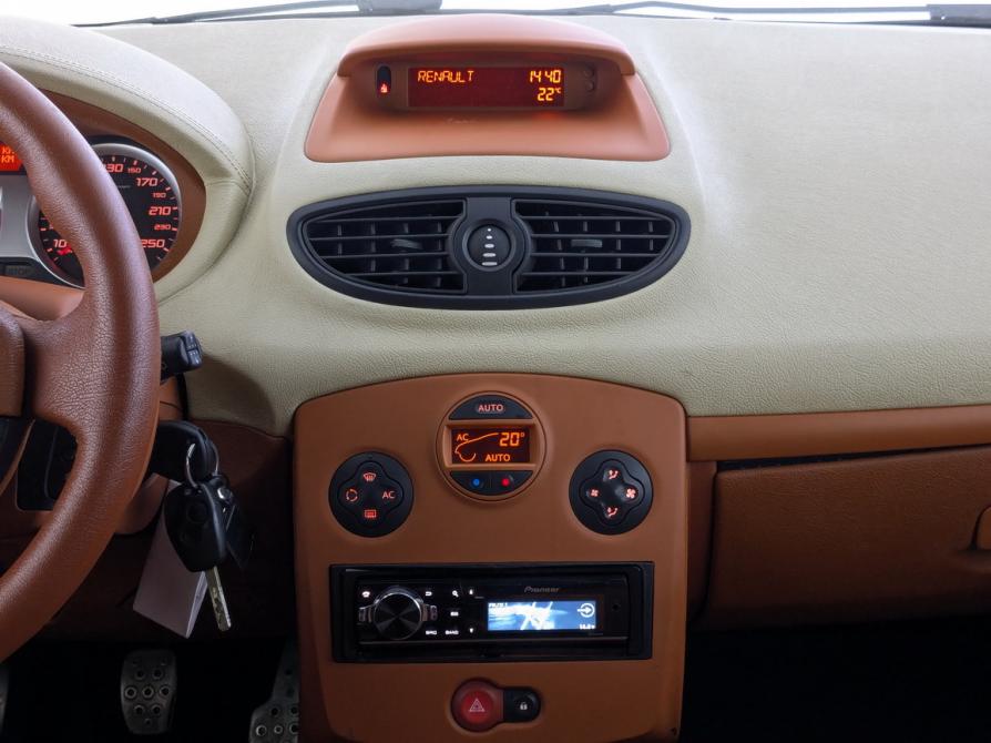 Renault Clio RS III Москва  - изображение 15