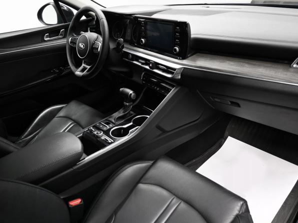 Kia K5 III с пробегом 2021 года, цена 2 350 000 рублей, 107460 км, седан, Автокод Объявления