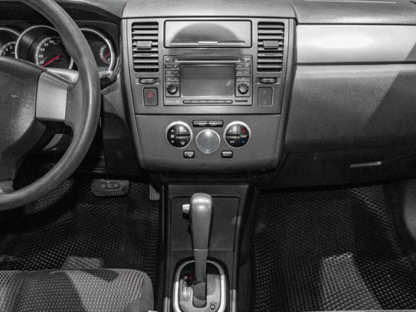 Nissan Tiida I с пробегом 2010 года, цена 738 702 рубля, 157131 км, хэтчбек, Автокод Объявления