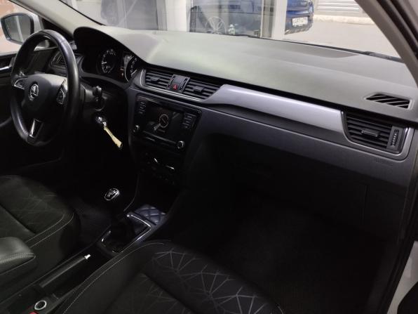 Skoda Rapid I Рестайлинг с пробегом 2019 года, цена 1 220 000 рублей, 104635 км, лифтбек, Автокод Объявления