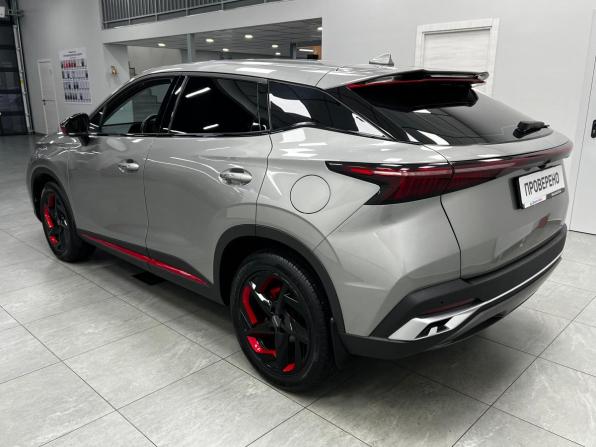 Omoda C5 I с пробегом 2023 года, цена 1 850 000 рублей, 52211 км, внедорожник, Автокод Объявления
