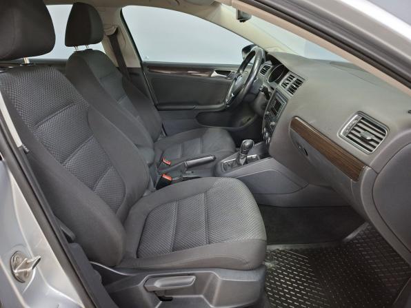 Volkswagen Jetta VI Рестайлинг с пробегом 2015 года, цена 1 189 000 рублей, 134256 км, седан, Автокод Объявления