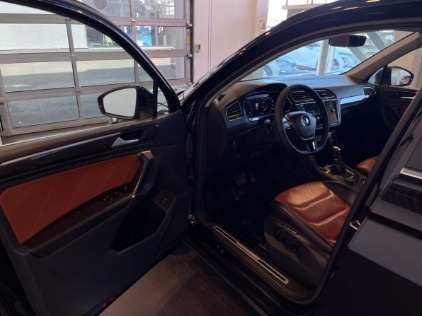 Volkswagen Tiguan II с пробегом 2017 года, цена 2 129 000 рублей, 216621 км, внедорожник, Автокод Объявления