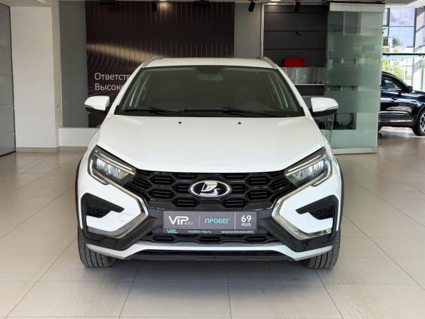 Lada (ВАЗ) Vesta I Рестайлинг (NG) с пробегом 2023 года, цена 1 355 000 рублей, 58181 км, универсал, Автокод Объявления