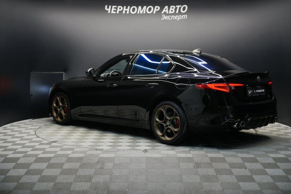 Alfa Romeo Giulia II (952) Рестайлинг Крым  - изображение 3