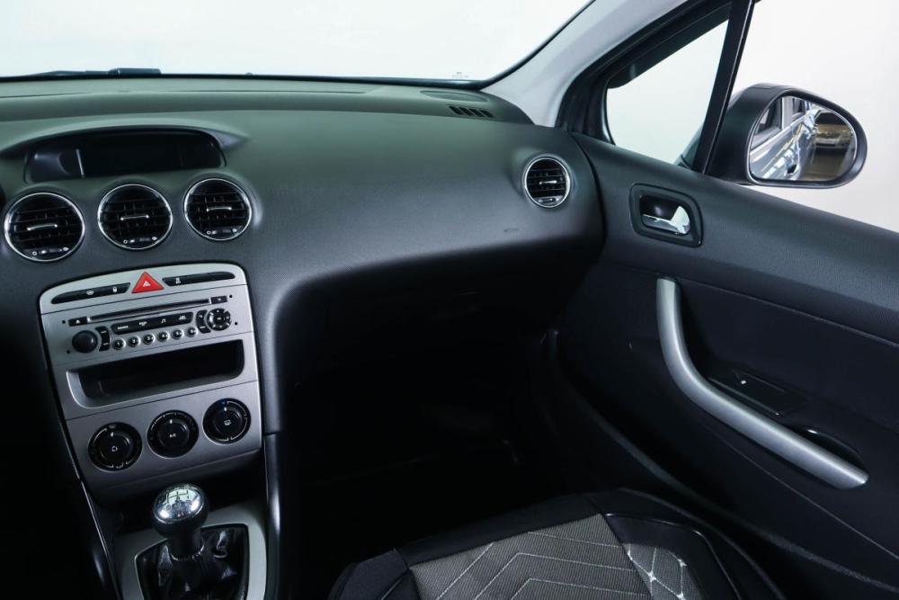 Peugeot 408 I Пермь  - изображение 15