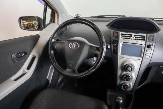 Toyota Yaris II с пробегом 2008 года, цена 499 000 рублей, 154000 км, хэтчбек, Автокод Объявления