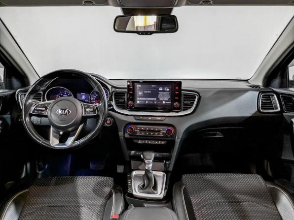 Kia Ceed III с пробегом 2020 года, цена 1 955 000 рублей, 74274 км, универсал, Автокод Объявления