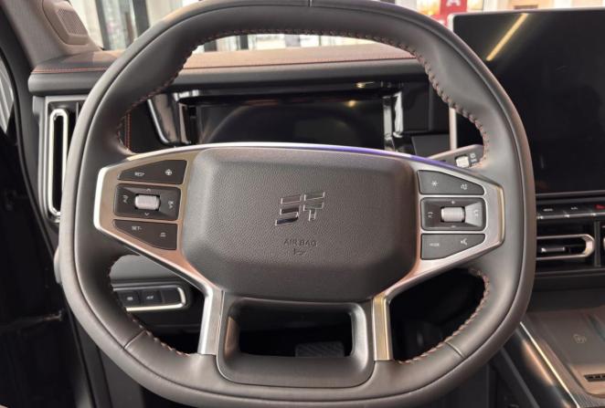 Новый JETOUR T1 2026 года, цена 4 399 900 рублей, внедорожник, Автокод Объявления