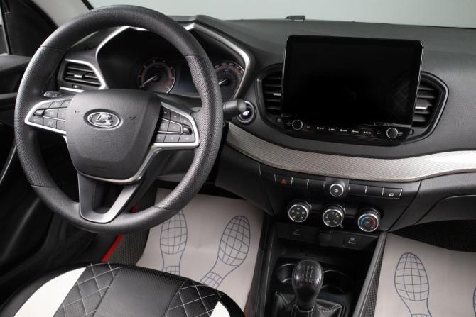 Lada (ВАЗ) Vesta I Рестайлинг (NG) с пробегом 2023 года, цена 1 349 000 рублей, 58500 км, седан, Автокод Объявления