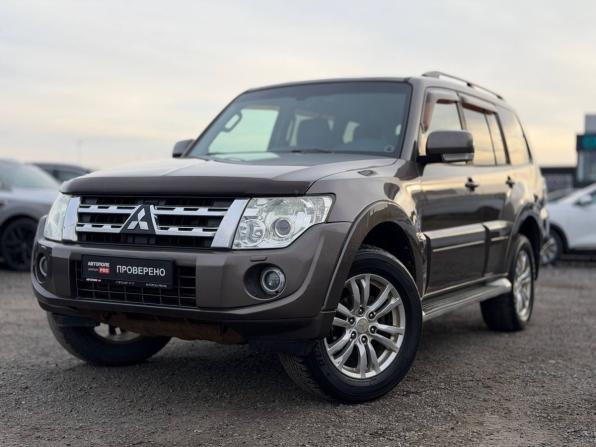 Mitsubishi Pajero IV Рестайлинг 1 с пробегом 2011 года, цена 1 495 000 рублей, 295200 км, внедорожник, Автокод Объявления