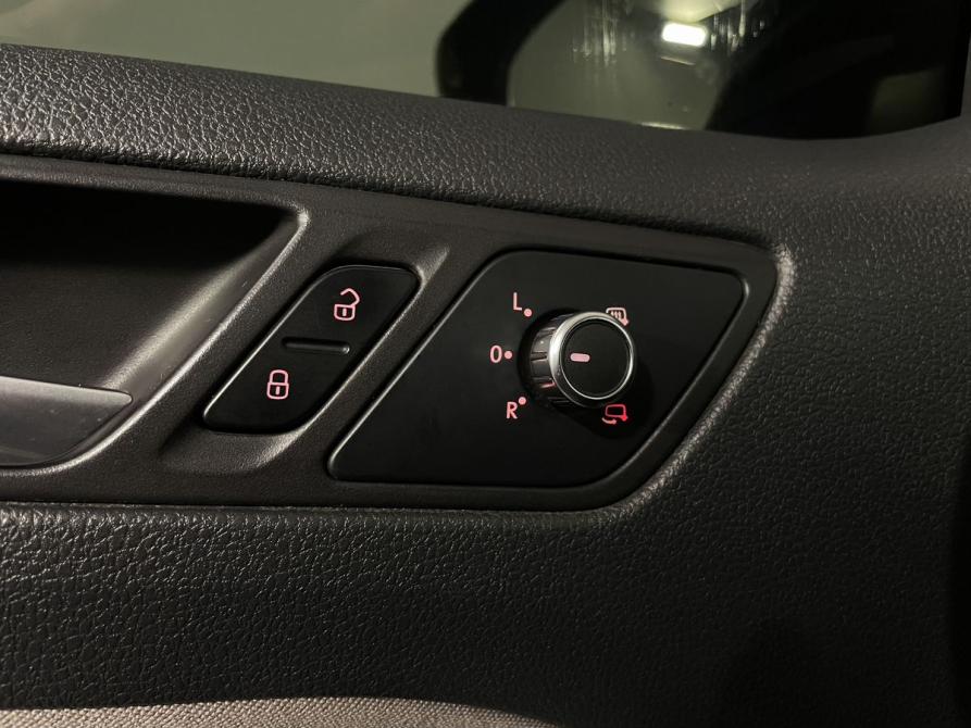 Volkswagen Jetta VI Великий Новгород  - изображение 17