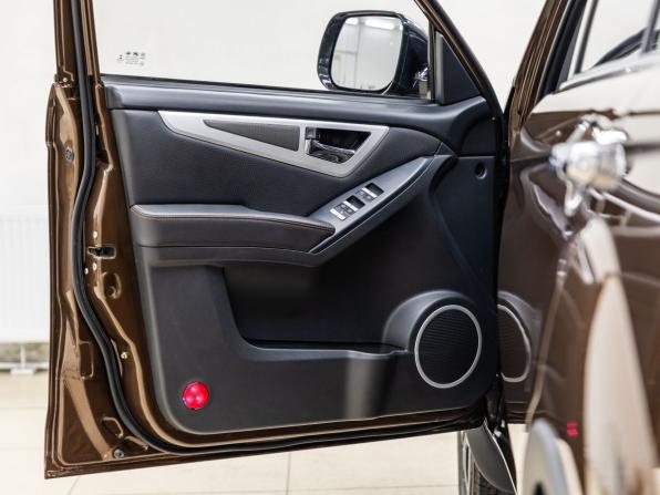 Lifan X60 I Рестайлинг 2 с пробегом 2016 года, цена 788 000 рублей, 116852 км, внедорожник, Автокод Объявления