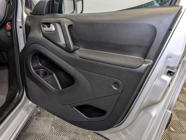 Opel Combo PCMA с пробегом 2021 года, цена 1 845 000 рублей, 82804 км, компактвэн, Автокод Объявления