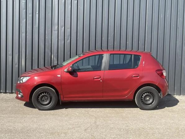 Renault Sandero II Рестайлинг с пробегом 2020 года, цена 1 180 000 рублей, 81205 км, хэтчбек, Автокод Объявления