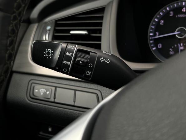 Hyundai Sonata VII (LF) Рестайлинг с пробегом 2018 года, цена 1 768 400 рублей, 106426 км, седан, Автокод Объявления