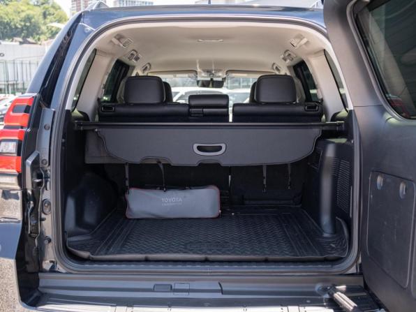 Toyota Land Cruiser Prado 150 Series Рестайлинг 2 с пробегом 2019 года, цена 5 175 000 рублей, 78328 км, внедорожник, Автокод Объявления