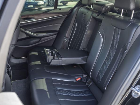 BMW 5 серии VII (G30/G31/G38) с пробегом 2017 года, цена 4 599 000 рублей, 112539 км, седан, Автокод Объявления