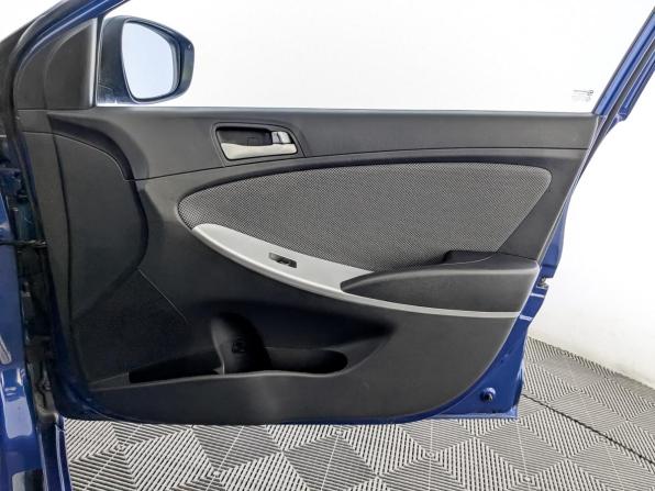 Hyundai Solaris I с пробегом 2012 года, цена 899 000 рублей, 97000 км, седан, Автокод Объявления