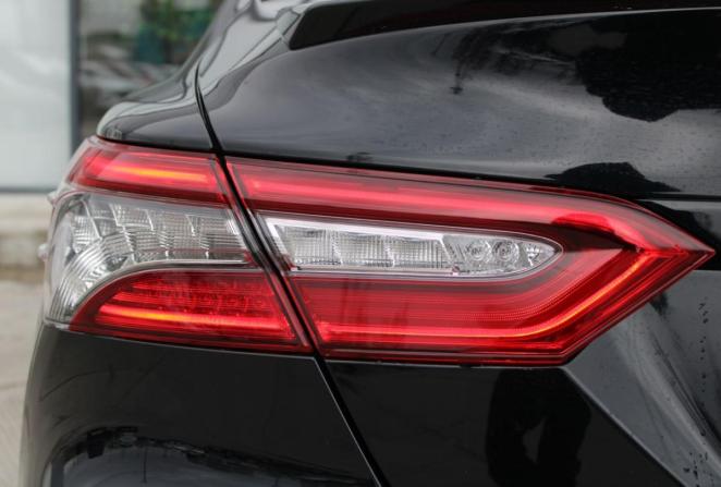 Toyota Camry VIII (XV70) Рестайлинг с пробегом 2021 года, цена 4 095 000 рублей, 35198 км, седан, Автокод Объявления